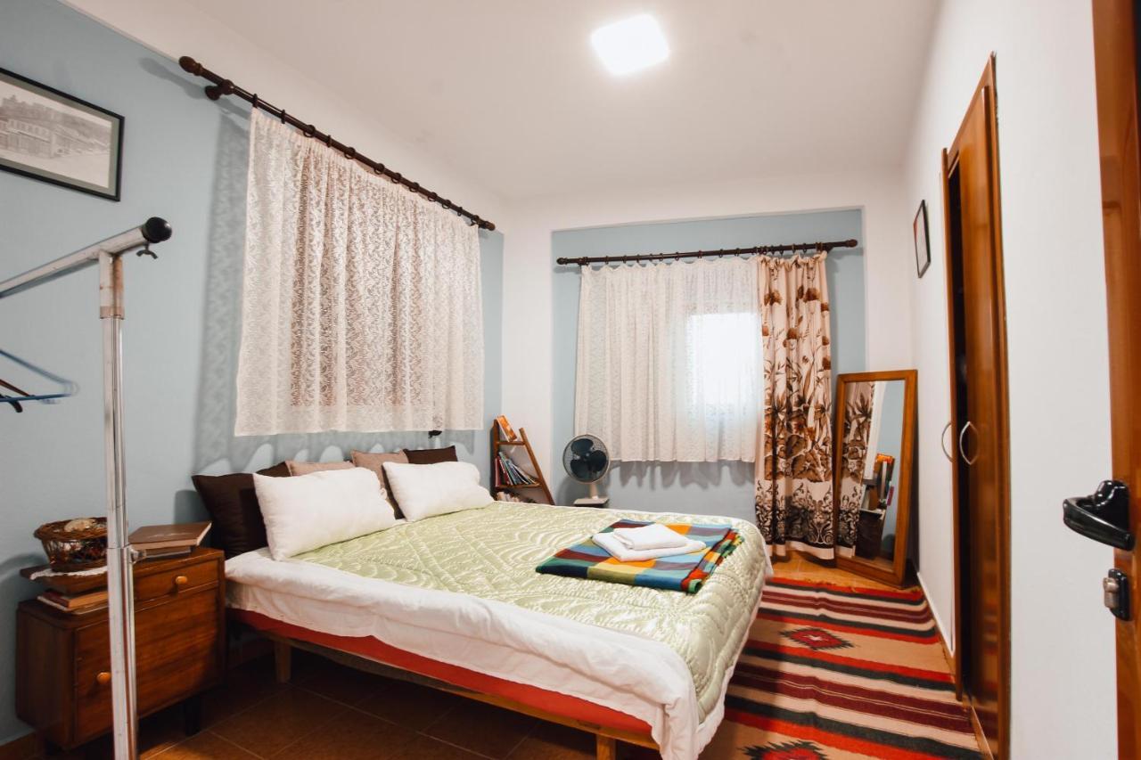 Bb Traditional Apartment Gjirokastër 外观 照片